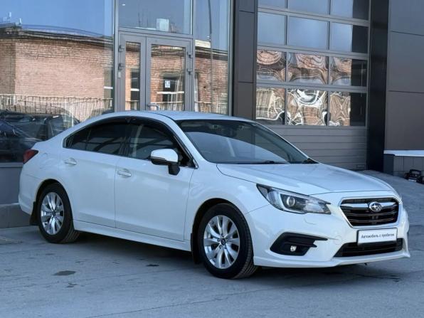 Subaru Legacy VI Рестайлинг с пробегом 2018 года, цена 1 680 000 рублей, 195687 км, седан, Автокод Объявления