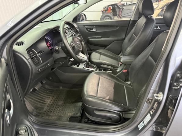 Kia Rio IV с пробегом 2018 года, цена 1 527 000 рублей, 73000 км, седан, Автокод Объявления