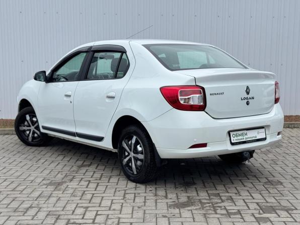 Renault Logan II с пробегом 2015 года, цена 845 000 рублей, 98000 км, седан, Автокод Объявления