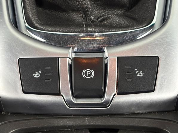 Opel Antara I Рестайлинг с пробегом 2013 года, цена 950 000 рублей, 232460 км, внедорожник, Автокод Объявления