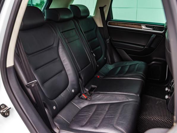 Volkswagen Touareg II Рестайлинг с пробегом 2015 года, цена 3 200 000 рублей, 131505 км, внедорожник, Автокод Объявления