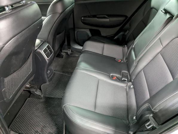 Kia Sportage IV с пробегом 2018 года, цена 1 590 000 рублей, 200708 км, внедорожник, Автокод Объявления