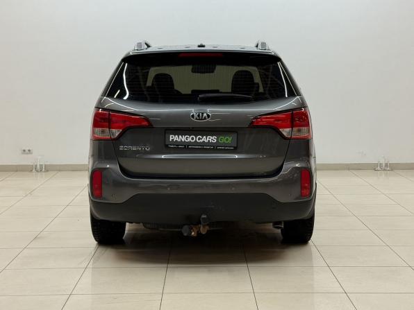 Kia Sorento II Рестайлинг с пробегом 2018 года, цена 1 850 000 рублей, 218433 км, внедорожник, Автокод Объявления