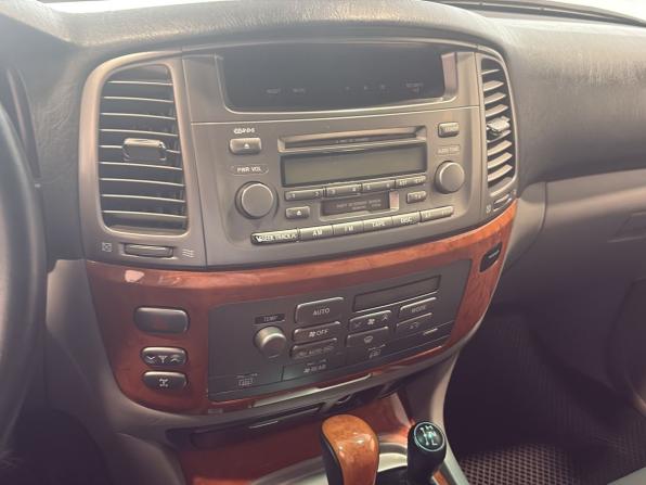 Lexus LX II Рестайлинг с пробегом 2004 года, цена 3 275 000 рублей, 311332 км, внедорожник, Автокод Объявления