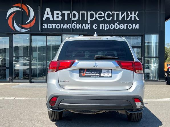 Mitsubishi Outlander III Рестайлинг 2 с пробегом 2017 года, цена 1 930 000 рублей, 87014 км, внедорожник, Автокод Объявления