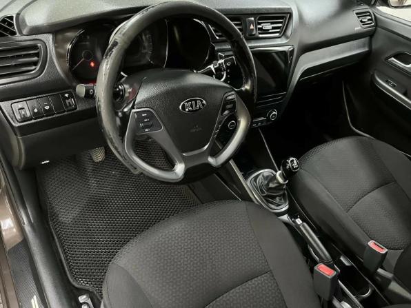 Kia Rio III Рестайлинг с пробегом 2016 года, цена 741 600 рублей, 268034 км, седан, Автокод Объявления