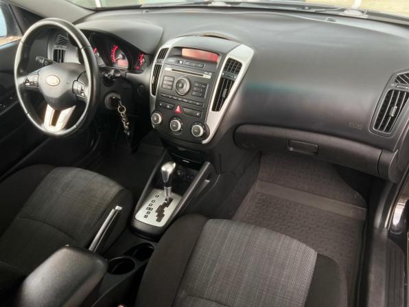 Kia Ceed I Рестайлинг с пробегом 2012 года, цена 749 000 рублей, 176000 км, хэтчбек, Автокод Объявления