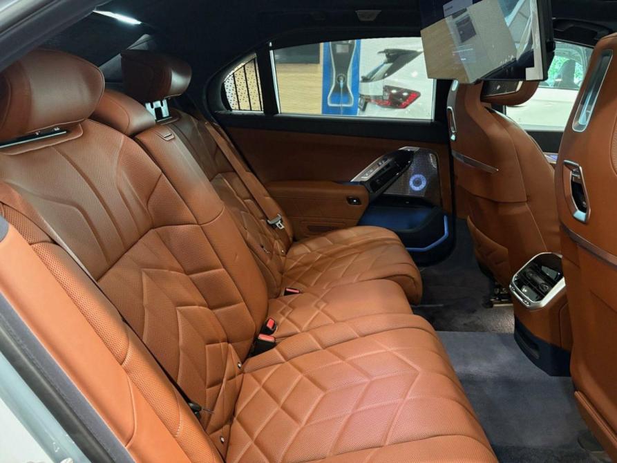 BMW 7 серии VII (G70) Москва  - изображение 8