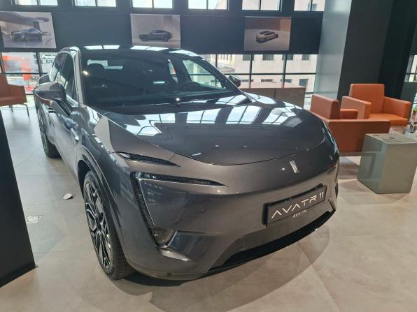 Новый Avatr 11 I 2025 года, цена 7 672 500 рублей, внедорожник, Автокод Объявления