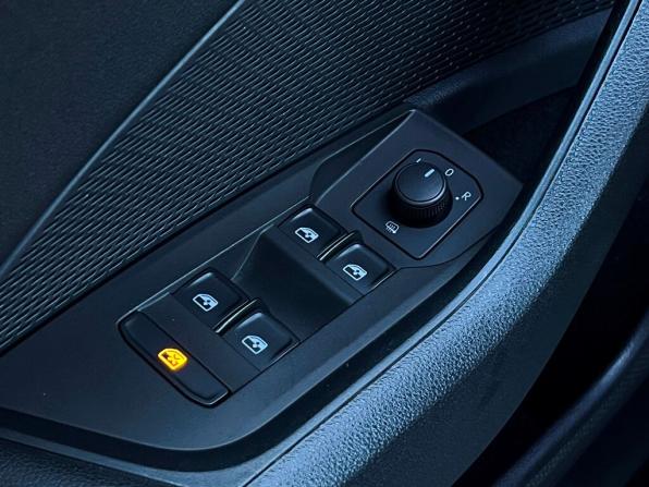 Skoda Octavia IV (A8) с пробегом 2021 года, цена 2 181 300 рублей, 104616 км, лифтбек, Автокод Объявления