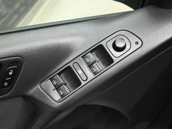 Volkswagen Tiguan I Рестайлинг с пробегом 2012 года, цена 1 195 000 рублей, 172666 км, внедорожник, Автокод Объявления