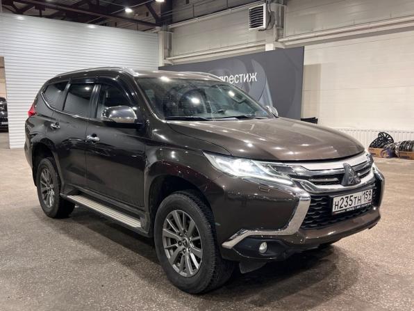 Mitsubishi Pajero Sport III с пробегом 2017 года, цена 2 480 000 рублей, 185145 км, внедорожник, Автокод Объявления