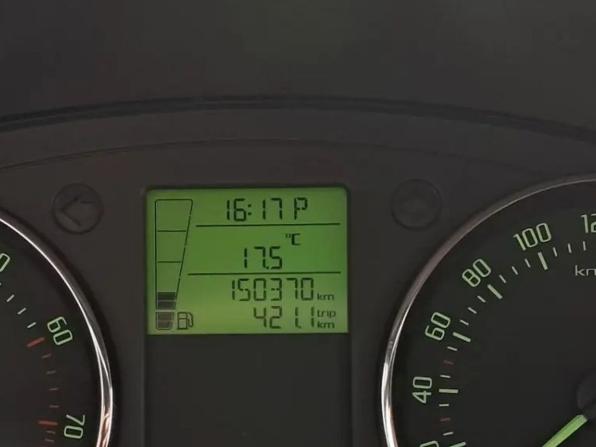 Skoda Fabia II Рестайлинг с пробегом 2012 года, цена 855 000 рублей, 150370 км, хэтчбек, Автокод Объявления