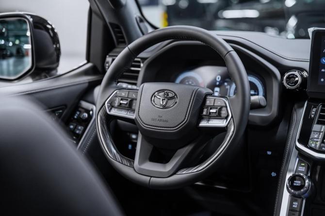Новый Toyota Land Cruiser 300 Series 2026 года, цена 14 900 000 рублей, внедорожник, Автокод Объявления