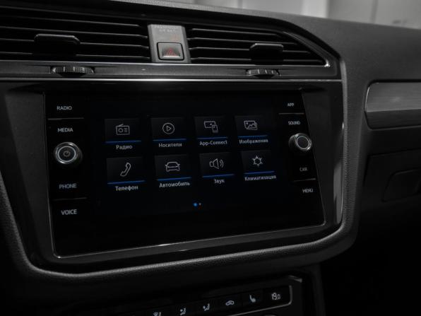 Volkswagen Tiguan II с пробегом 2020 года, цена 3 200 000 рублей, 132125 км, внедорожник, Автокод Объявления