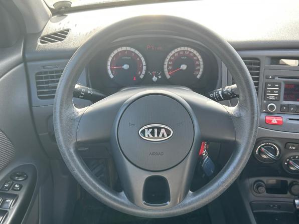 Kia Rio II Рестайлинг с пробегом 2010 года, цена 649 000 рублей, 61122 км, хэтчбек, Автокод Объявления