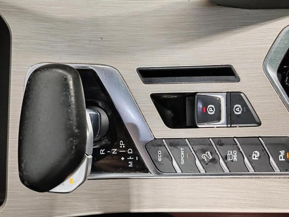 Geely Coolray I с пробегом 2023 года, цена 1 555 000 рублей, 90253 км, внедорожник, Автокод Объявления