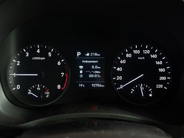 Hyundai Solaris II с пробегом 2017 года, цена 1 430 000 рублей, 92756 км, седан, Автокод Объявления