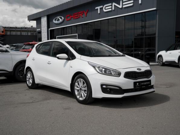 Kia Ceed II Рестайлинг с пробегом 2017 года, цена 1 175 000 рублей, 195265 км, хэтчбек, Автокод Объявления