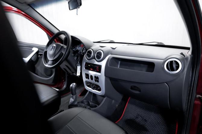 Renault Logan I Рестайлинг с пробегом 2012 года, цена 499 000 рублей, 227536 км, седан, Автокод Объявления