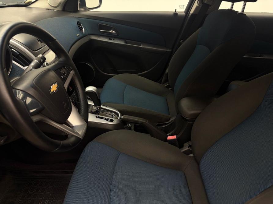 Chevrolet Cruze I Рестайлинг Ростов-на-Дону  - изображение 12