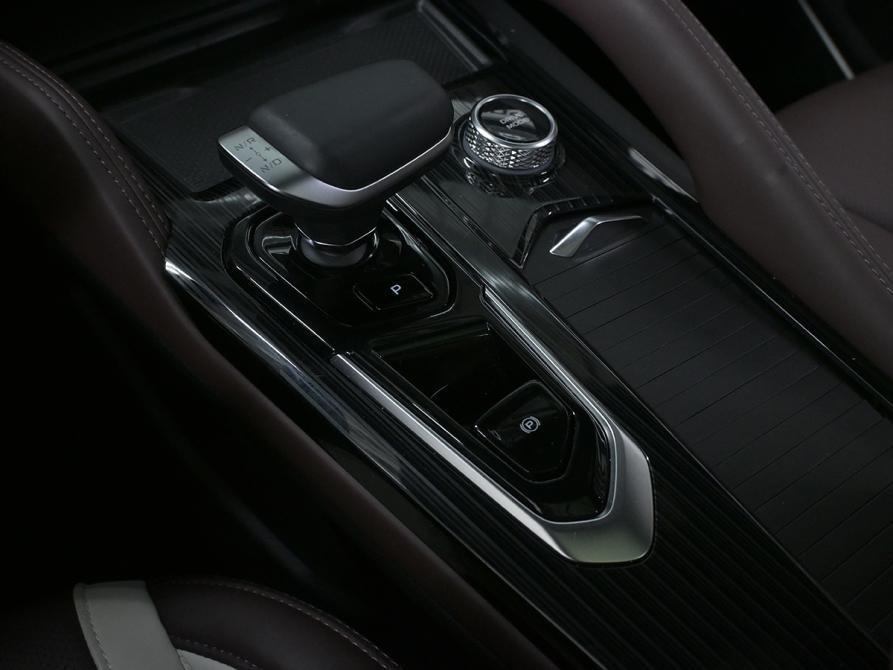 Geely Monjaro I Москва  - изображение 12