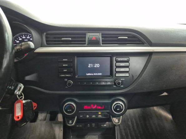 Kia Rio IV с пробегом 2018 года, цена 1 240 000 рублей, 217583 км, хэтчбек, Автокод Объявления