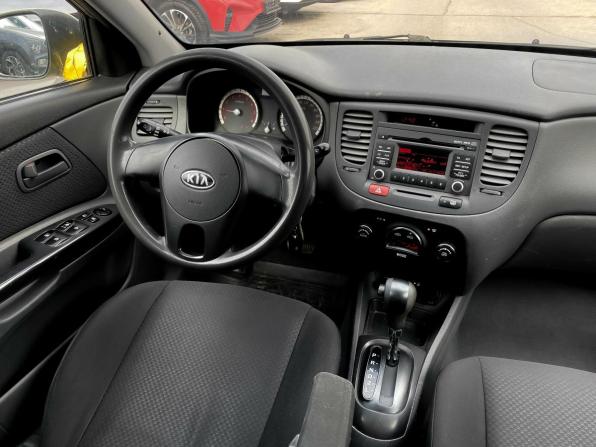 Kia Rio II Рестайлинг с пробегом 2010 года, цена 629 000 рублей, 171562 км, седан, Автокод Объявления