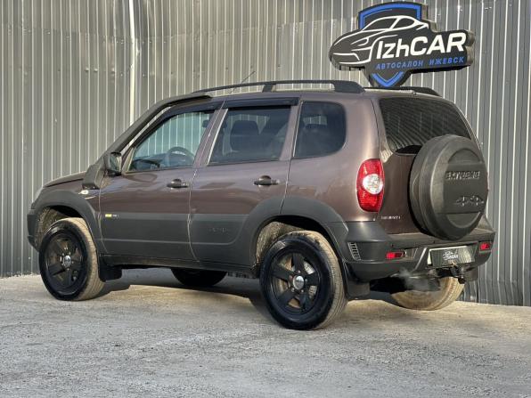 Chevrolet Niva I Рестайлинг с пробегом 2017 года, цена 729 000 рублей, 97800 км, внедорожник, Автокод Объявления