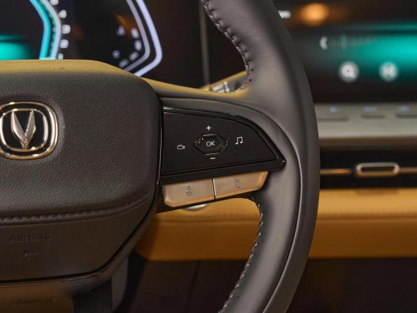 Changan Hunter Plus с пробегом 2024 года, цена 2 499 000 рублей, 48900 км, пикап, Автокод Объявления
