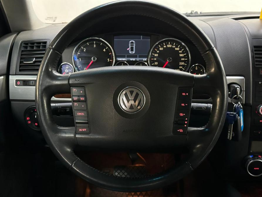 Volkswagen Touareg I Рестайлинг Санкт-Петербург  - изображение 13