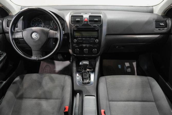 Volkswagen Jetta V с пробегом 2009 года, цена 739 000 рублей, 215000 км, седан, Автокод Объявления