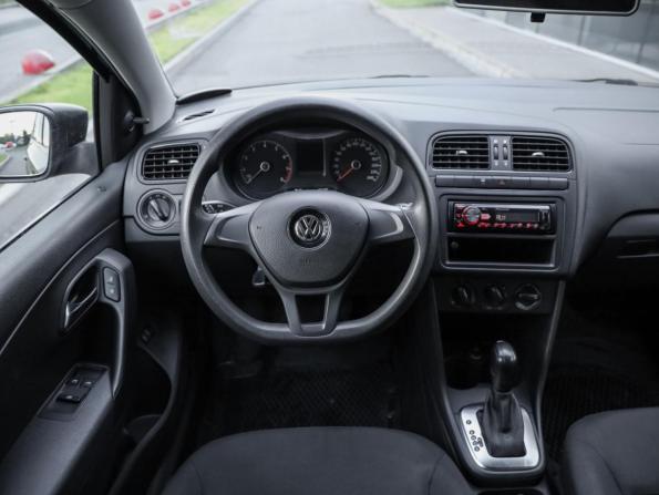 Volkswagen Polo V Рестайлинг с пробегом 2016 года, цена 989 000 рублей, 159519 км, седан, Автокод Объявления