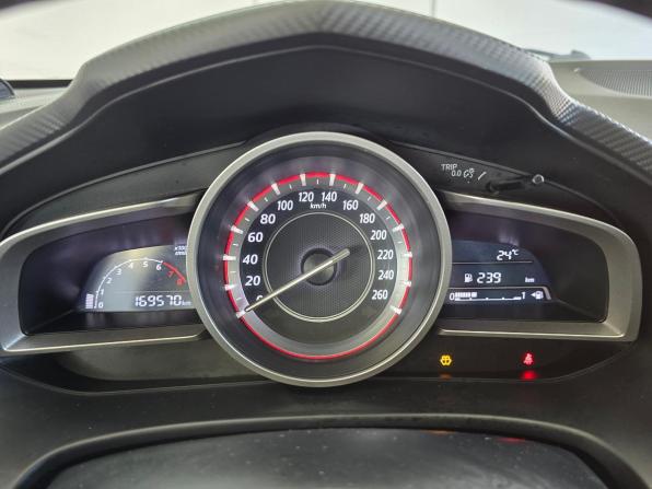 Mazda 3 III (BM) с пробегом 2014 года, цена 1 349 000 рублей, 168900 км, седан, Автокод Объявления