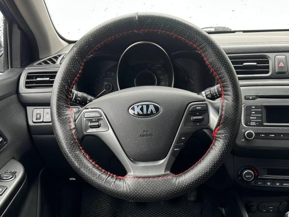 Kia Rio III Рестайлинг с пробегом 2015 года, цена 820 000 рублей, 204635 км, седан, Автокод Объявления