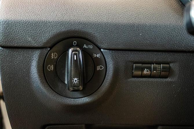 Skoda Octavia III (A7) с пробегом 2013 года, цена 839 000 рублей, 261843 км, лифтбек, Автокод Объявления