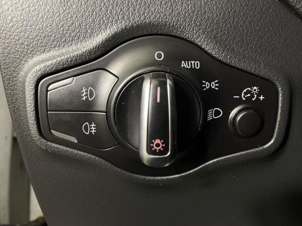 Audi Q5 I (8R) Рестайлинг с пробегом 2015 года, цена 1 711 000 рублей, 259932 км, внедорожник, Автокод Объявления