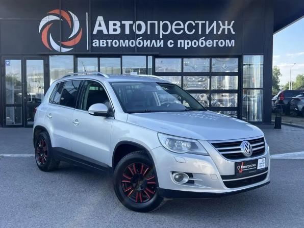 Volkswagen Tiguan I с пробегом 2009 года, цена 833 500 рублей, 258242 км, внедорожник, Автокод Объявления