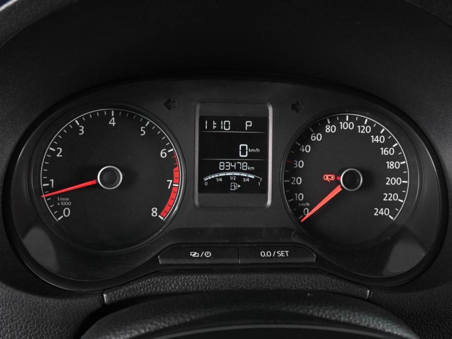 Volkswagen Polo V Рестайлинг Ростов-на-Дону  - изображение 17