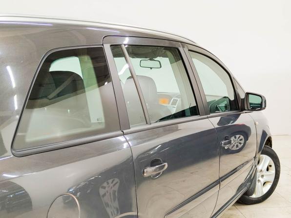 Opel Zafira B Рестайлинг с пробегом 2013 года, цена 794 500 рублей, 125788 км, компактвэн, Автокод Объявления