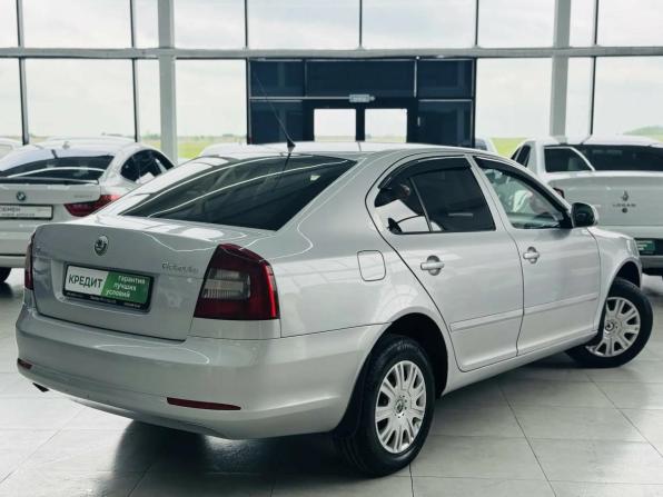 Skoda Octavia II (A5) Рестайлинг с пробегом 2011 года, цена 699 000 рублей, 238000 км, лифтбек, Автокод Объявления