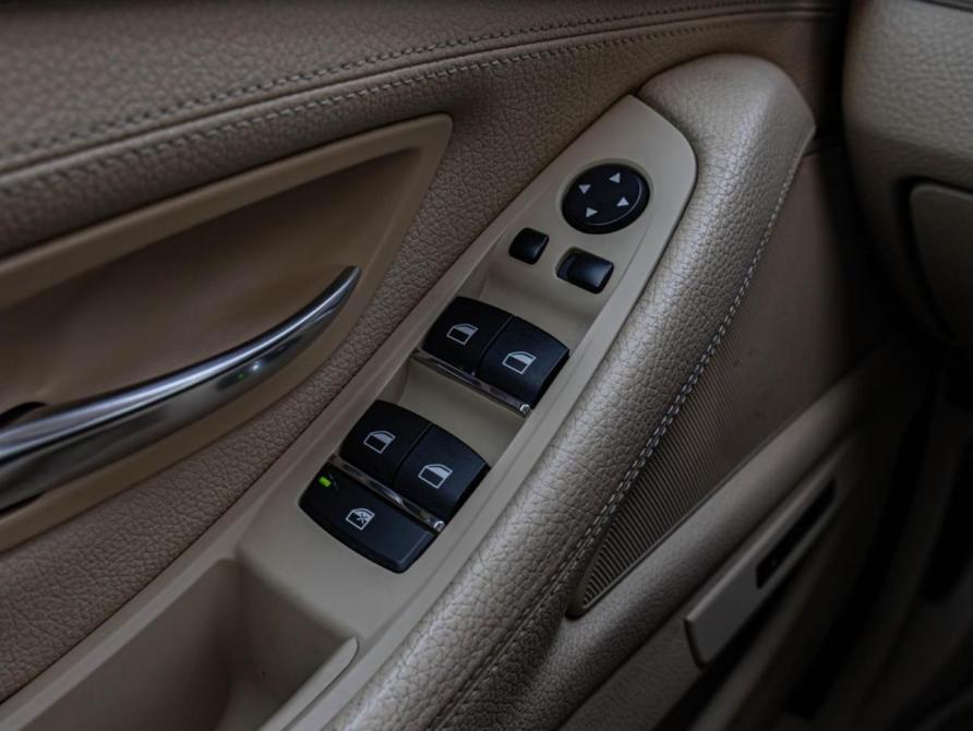 BMW 5 серии VI (F10/F11/F07) Краснодар  - изображение 21