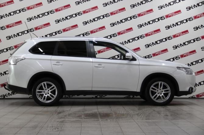 Mitsubishi Outlander III с пробегом 2014 года, цена 1 735 350 рублей, 175244 км, внедорожник, Автокод Объявления
