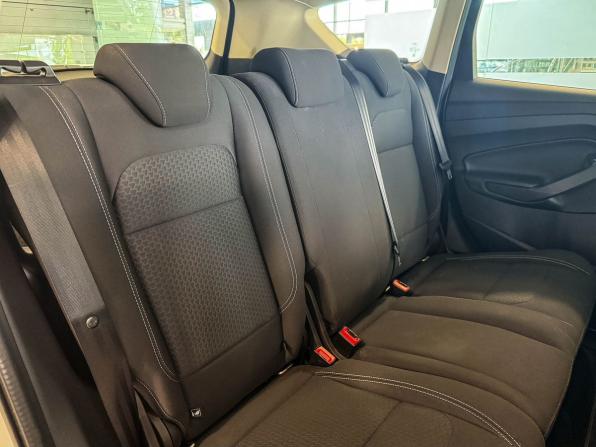 Ford Kuga II Рестайлинг с пробегом 2017 года, цена 1 715 000 рублей, 103340 км, внедорожник, Автокод Объявления