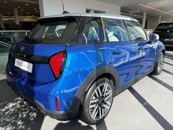 Новый Mini Hatch IV (F65/F66/J01) 2025 года, цена 5 775 000 рублей, хэтчбек, Автокод Объявления