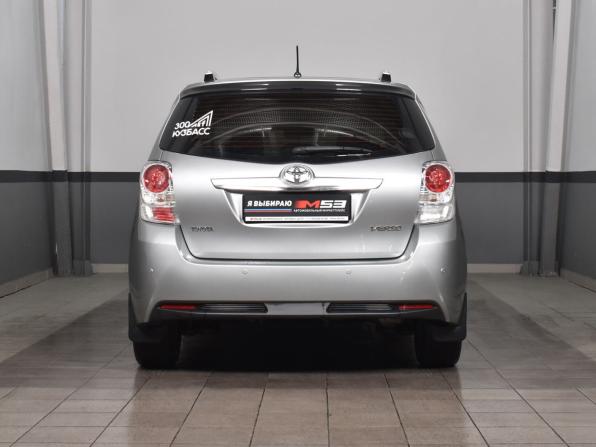 Toyota Verso I Рестайлинг с пробегом 2013 года, цена 1 349 995 рублей, 230778 км, компактвэн, Автокод Объявления