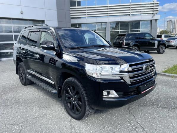 Toyota Land Cruiser 200 Series Рестайлинг 2 с пробегом 2017 года, цена 5 099 000 рублей, 224505 км, внедорожник, Автокод Объявления