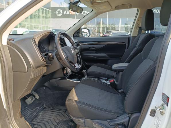 Mitsubishi Outlander III Рестайлинг 3 с пробегом 2021 года, цена 1 810 000 рублей, 99500 км, внедорожник, Автокод Объявления