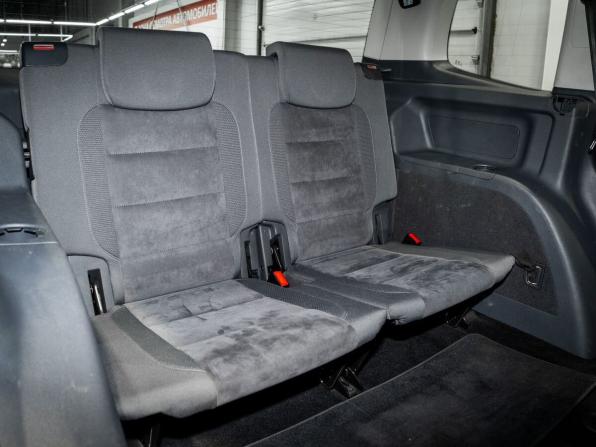 Volkswagen Touran I Рестайлинг 2 с пробегом 2014 года, цена 1 090 000 рублей, 80600 км, компактвэн, Автокод Объявления