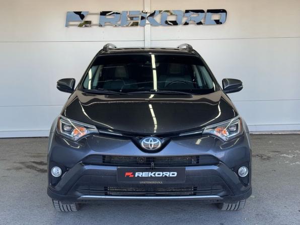 Toyota RAV4 IV (XA40) Рестайлинг с пробегом 2017 года, цена 2 299 000 рублей, 253264 км, внедорожник, Автокод Объявления